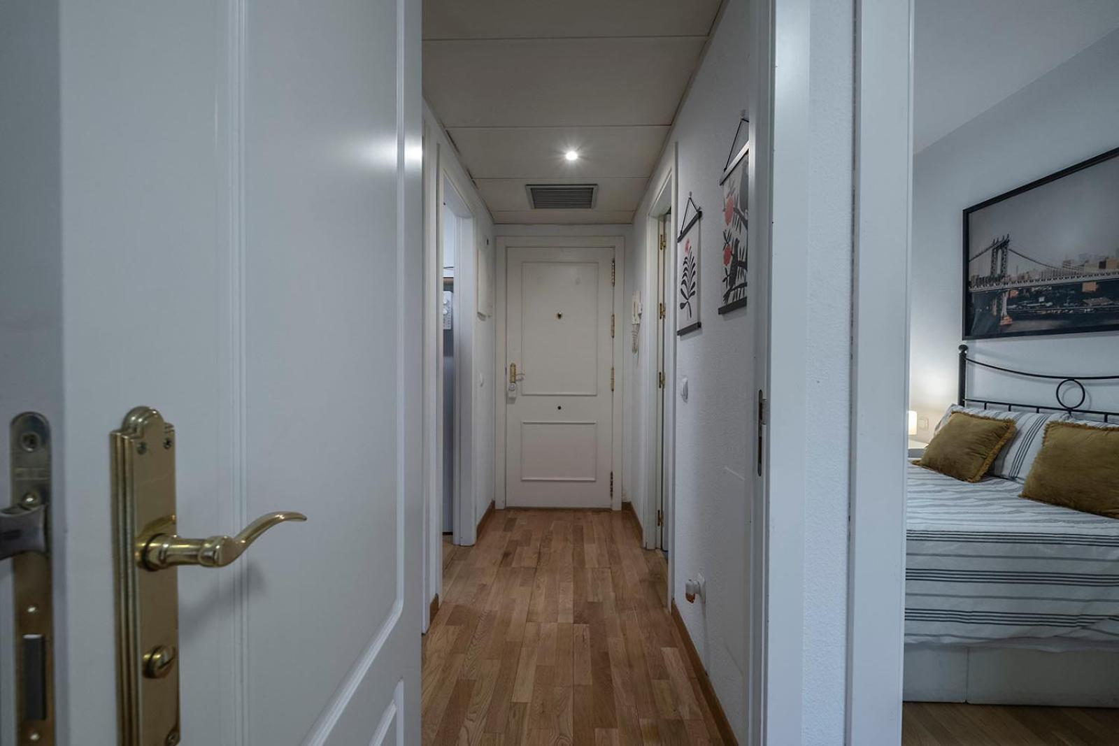 Apartamento Wanda Ifema Con Parking Y Piscina Madrid Luaran gambar